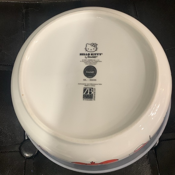 Hello Kitty Love Heart Balloons Large Food Storage Container Zrike Brands - Picture 7 of 10